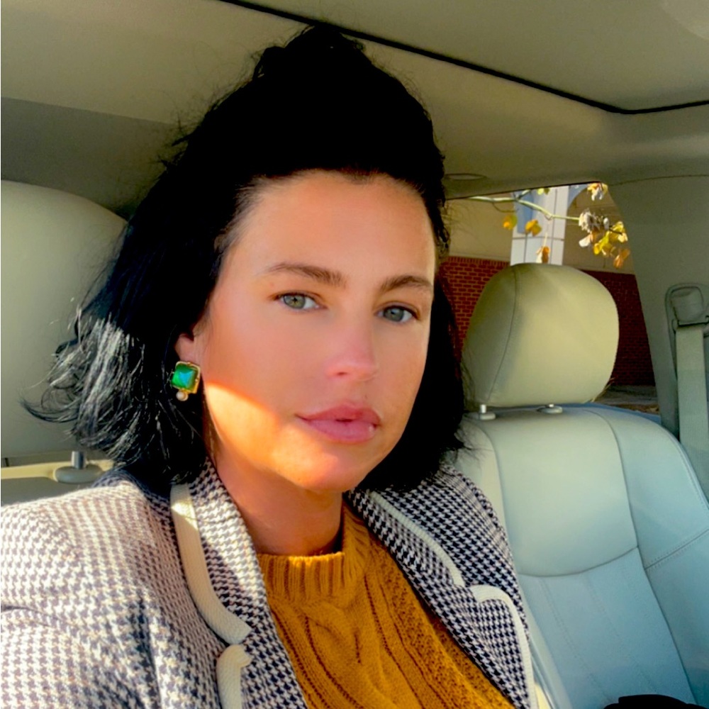 SOLD OUT Zara Emerald like with pearl Clip on earrings